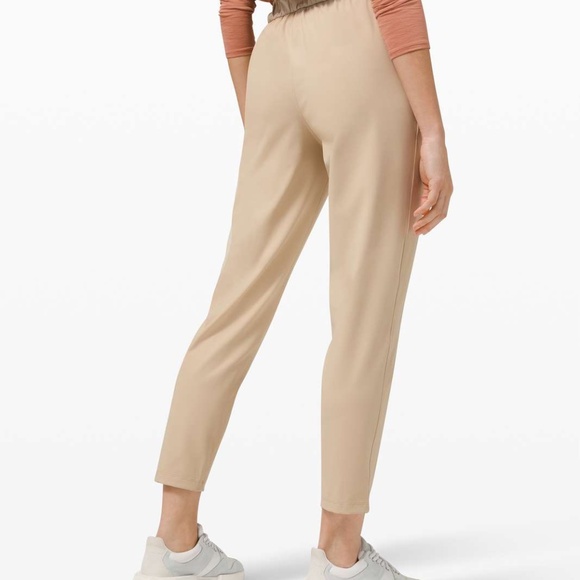 LULULEMON Keep Moving Joggers in Trench Beige Tan (W5DCRS) Size  10 Activewear - Picture 2 of 12